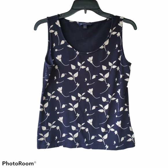 Brooks Brothers Tops - Brooks Brothers women's leaf/floral print tank M